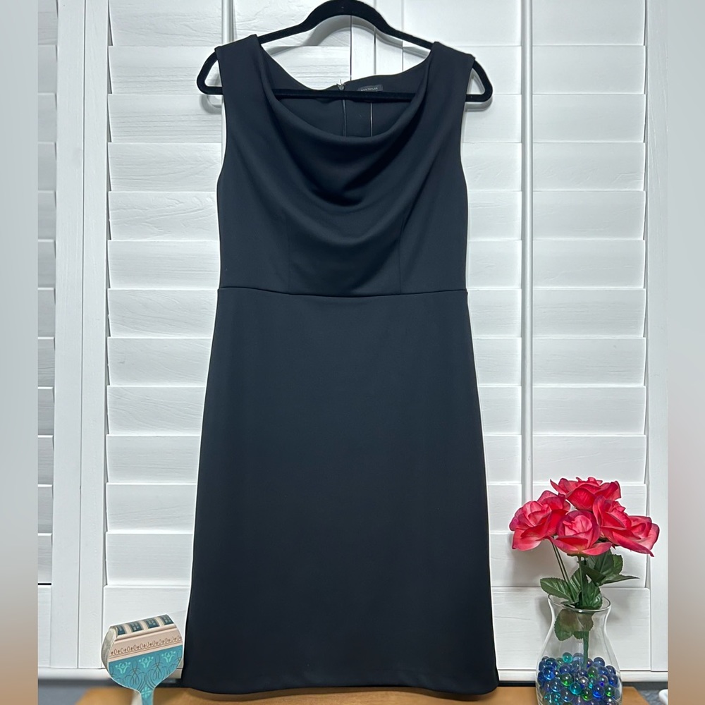 NWT Ann Taylor Cowl Neck Sleeveless Knee Length  Sz 6 LBD